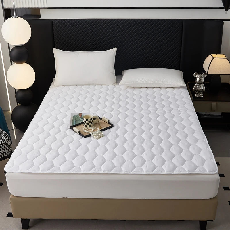 Waterproof Quilted Mattress Protector Cover Thickened Breathable Mattress Topper for Single or Double Bed