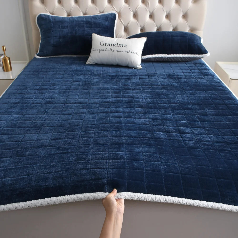 1pc Quilted Mattress Topper, Soft Velvet Milk Fiber Mattress Cover, Breathable Flannel, Anti-Slip, Machine Washable