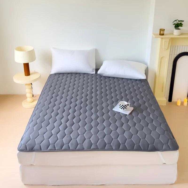 Waterproof Quilted Mattress Protector Cover Thickened Breathable Mattress Topper for Single or Double Bed