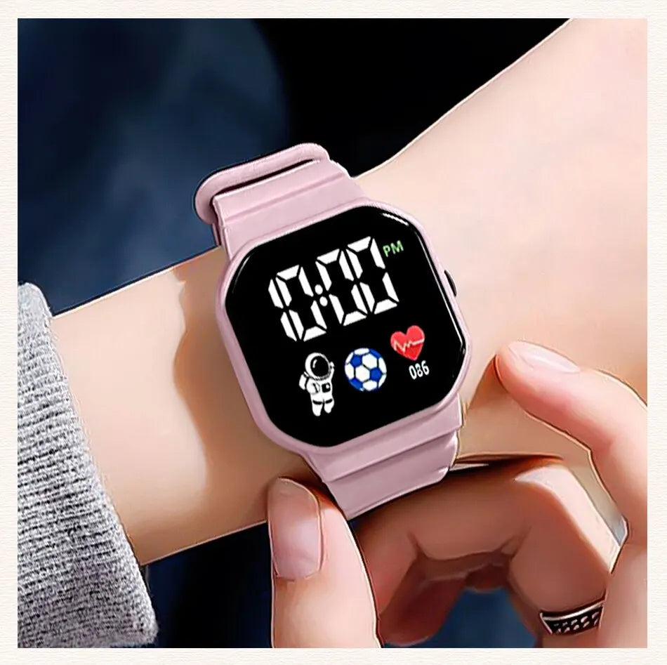 Sports Watch For Women And Men Electronic LED Digital Watch Fashion Casual Simple Silicone Female Watch Electronic Clock