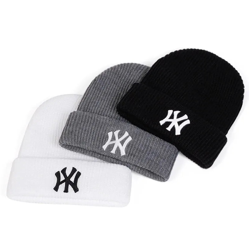 Unisex WY Letter Embroidery Beanie