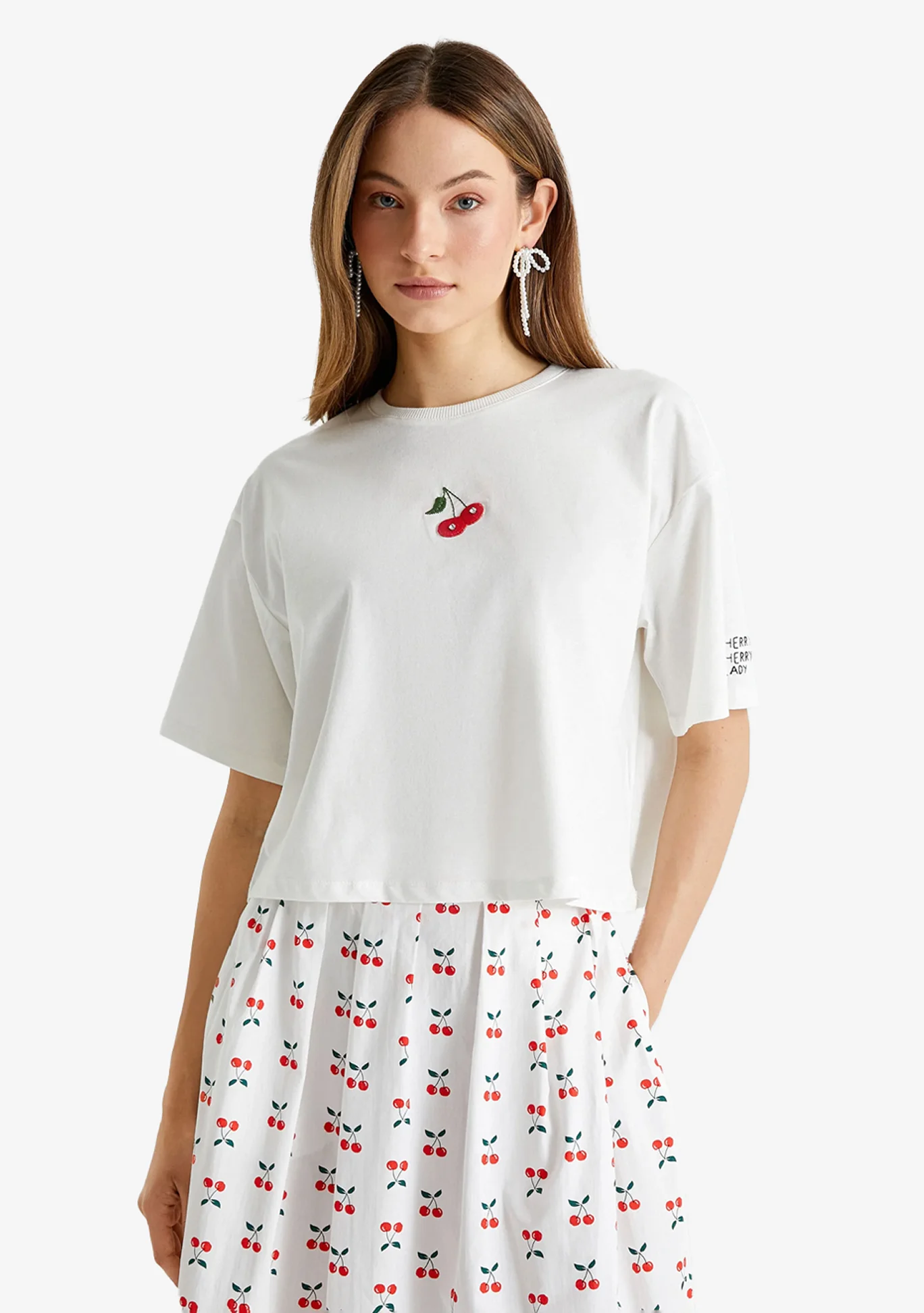 Round Neck Boxy T-shirt - Image 3